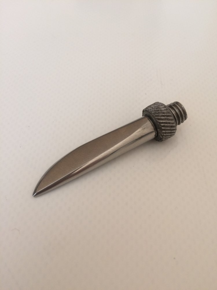 Наконечник r8 l42 b14